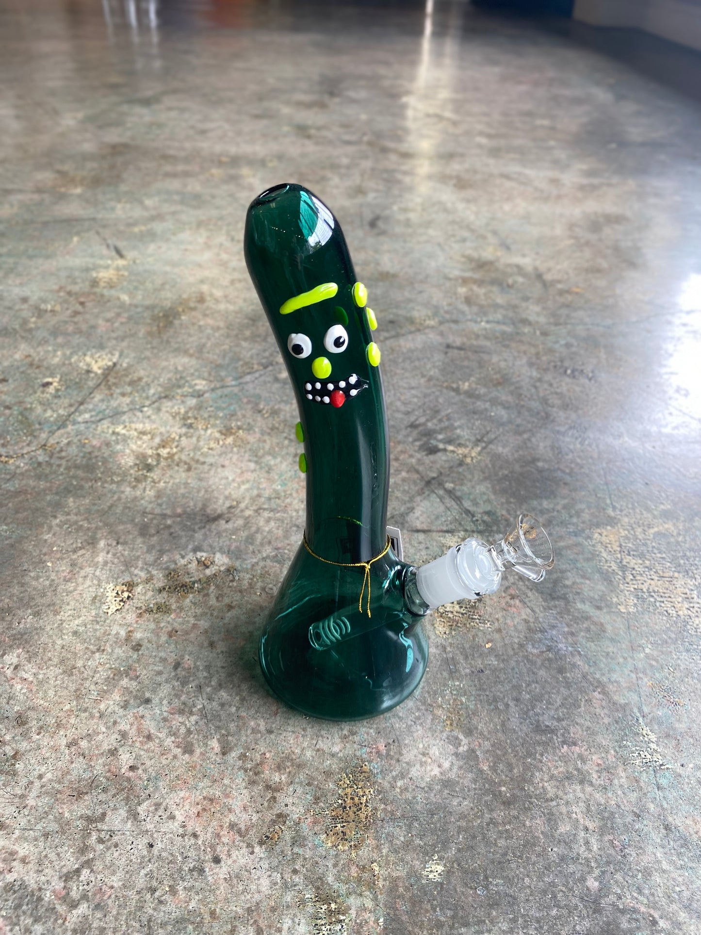 Pickle Rick Water Pipe
